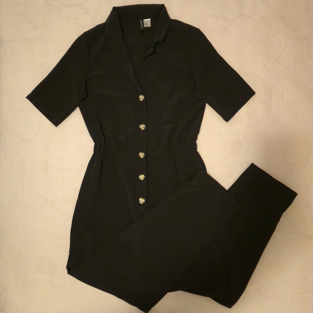 Divided Black Short-Sleeve Button-Front Jumpsuit Size 4